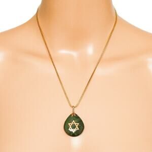 Mid Century Judaica Star Of David Pendant Neclace Faux Jade RoseGold Tone 19 in